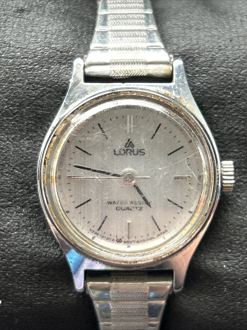 Lorus Silver Tone Women’s Stretch Band Quartz Watch